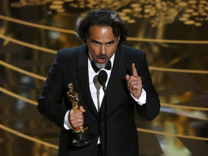 Mexico's Alejandro Inarritu wins the Oscar for Best Director for the movie "The Revanant" at the 88th Academy Awards in Hollywood, California February 28, 2016.   REUTERS/Mario Anzuoni